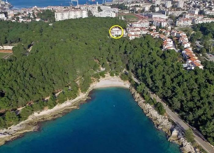 Amazing Luxury 200 M From The * Пула