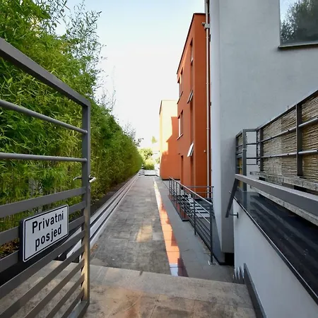 Amazing Luxury 200 M From The Pula