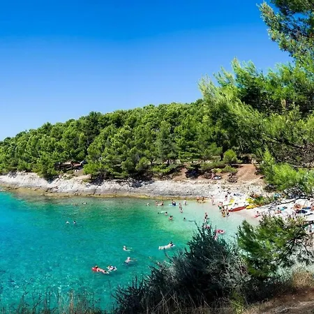 Amazing Luxury 200 M From The Pula