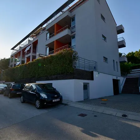 Amazing Luxury 200 M From The Pula