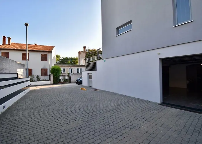 Amazing Luxury 200 M From The * Pula