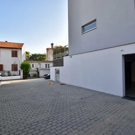 Amazing Luxury 200 M From The * Pula