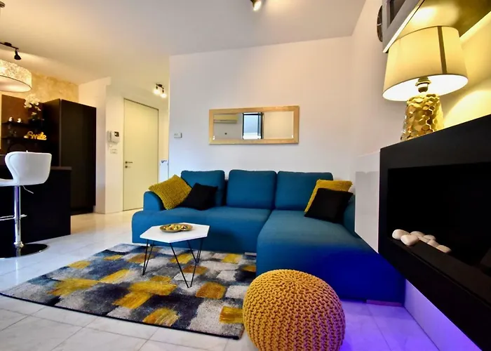 Amazing Luxury 200 M From The Apartament *